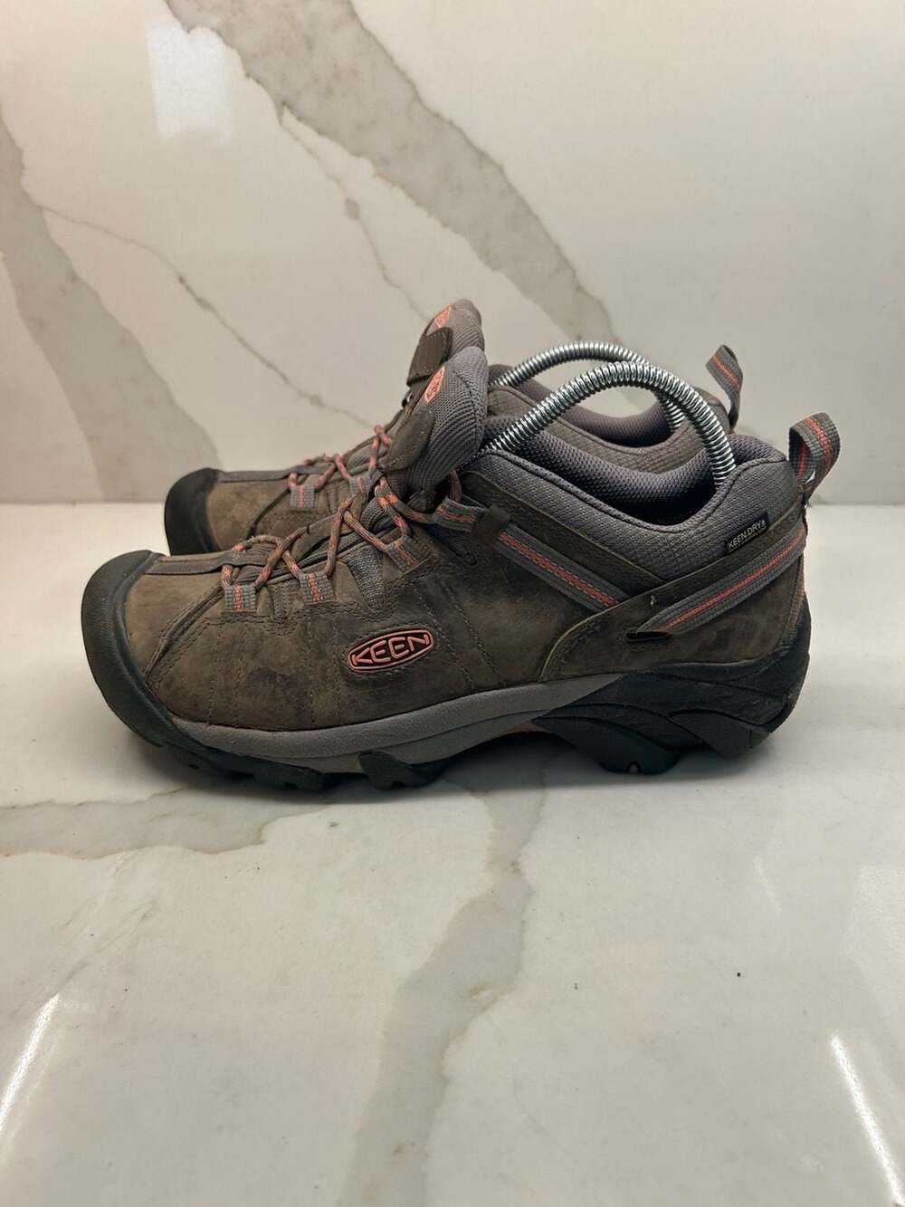 Keen Women's Targhee II Waterproof Hiking Shoes Magnet/Coral (Size: 11)